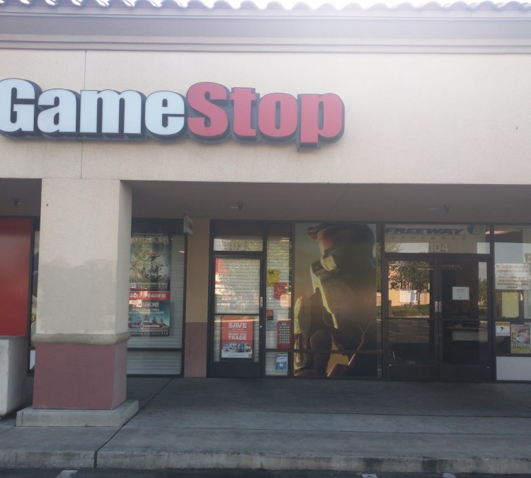 GameStop (Fresno,&nbspCA)